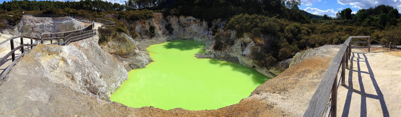 Devil's Bath (Wai O Tapu)