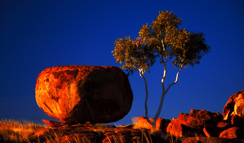 Devil's Marble and Mallee