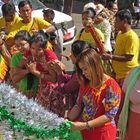 Devozione per le strade di Yangon,Myanmar