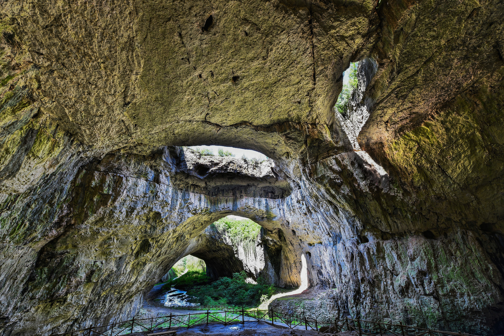 Dewetaschka Höhle 