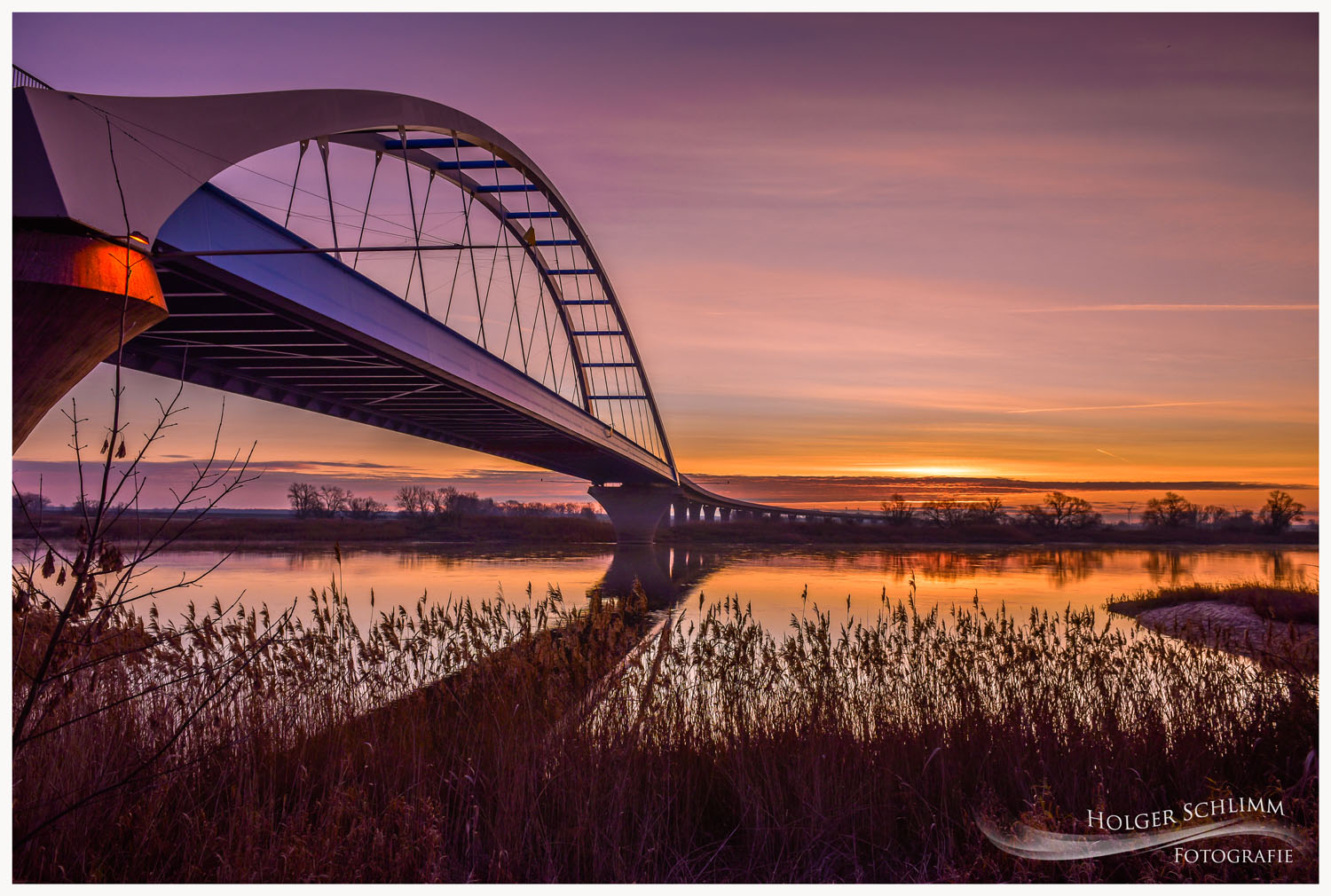 Dezembermorgen an der Elbe 