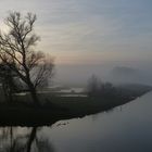 Dezembernebel an der Kirchenbrücke in Reitbrook