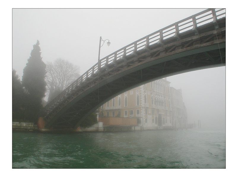 Dezembernebel in Venedig