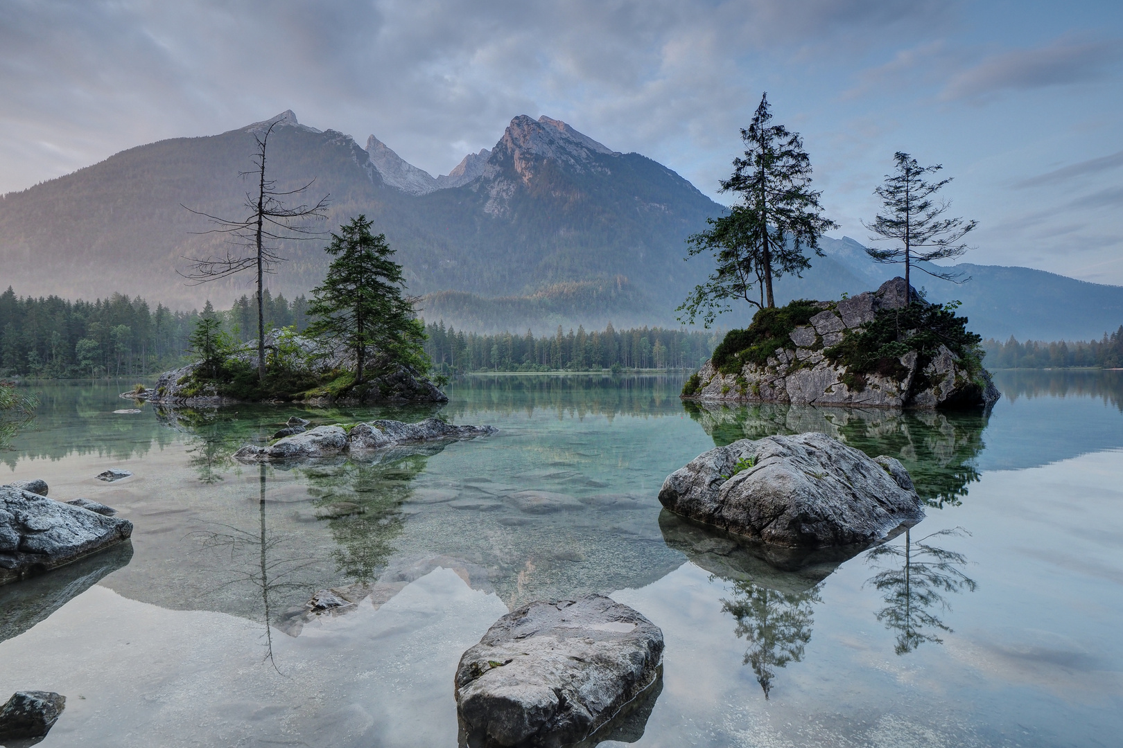 Dezente Farben am Hintersee.