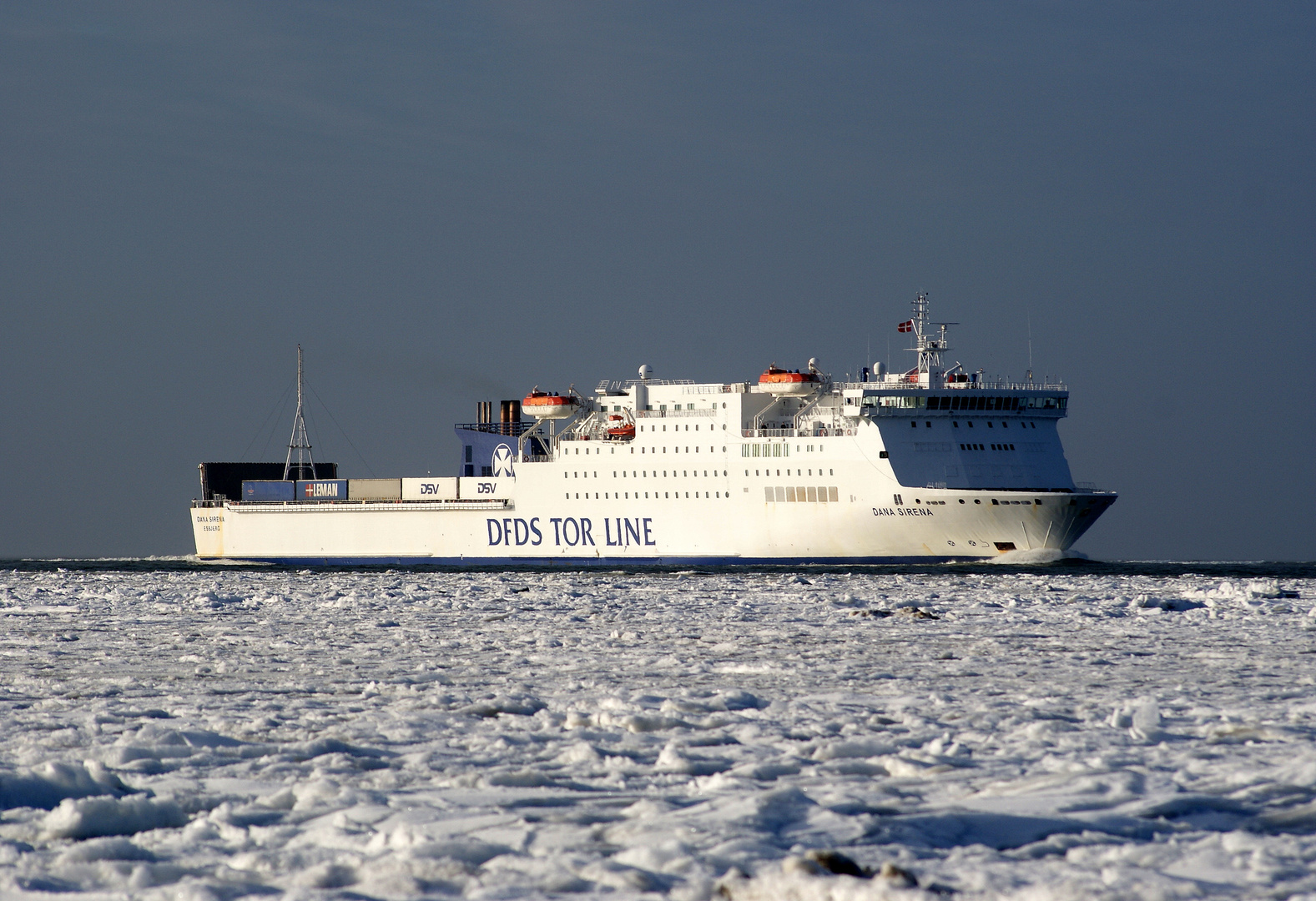 "DFDS TOR LINE" - Dana Sirena