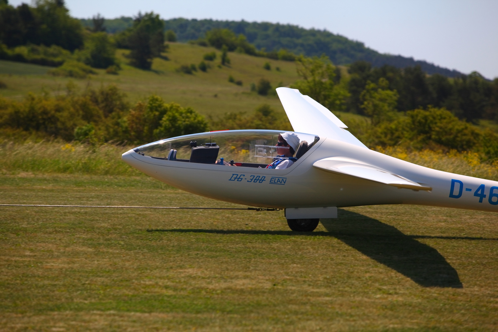 DG-300 F-Schlepp Foto & Bild | sport, flugsport, segelflug Bilder auf ...