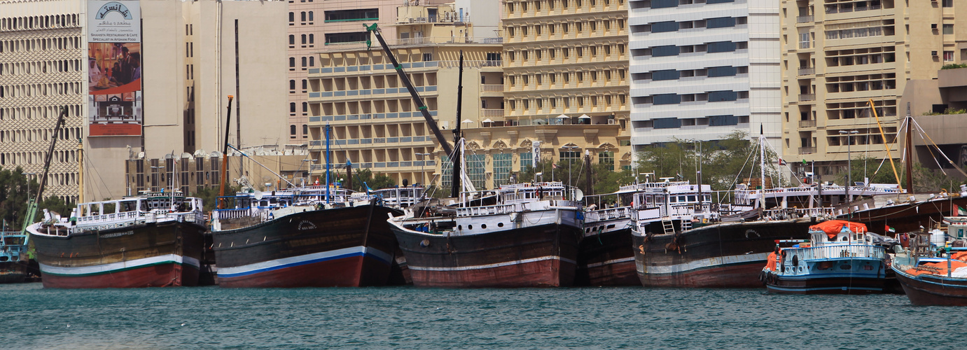 Dhau`s am Dubai Creek