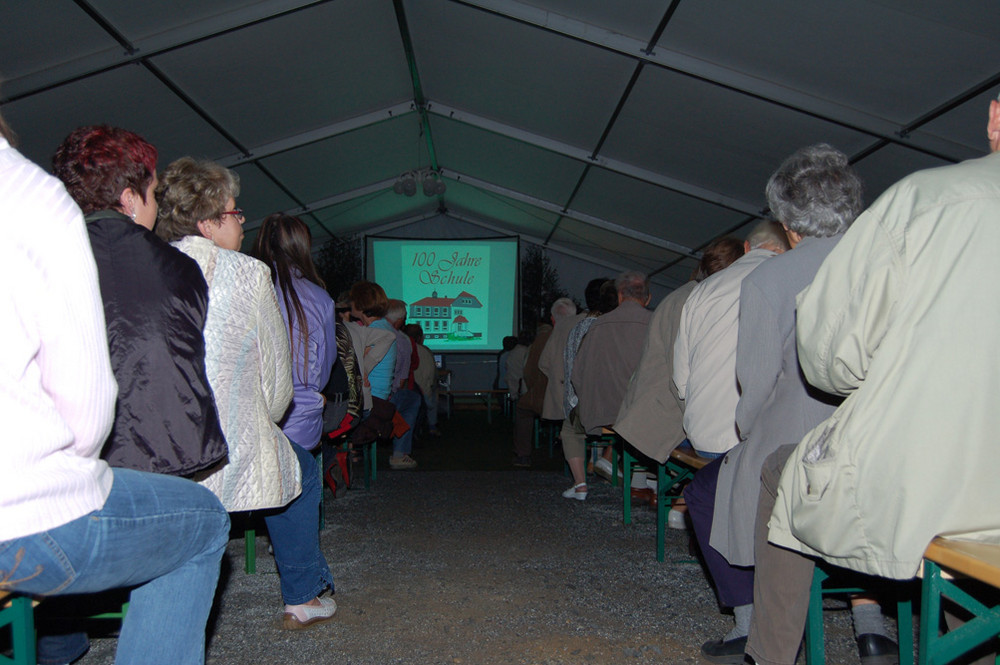 Dia - Show "100 Jahre Schul- und Dorfgeschichte" 1