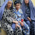 Diagnose Polio, afghanisches Mädchen Oktober 2002