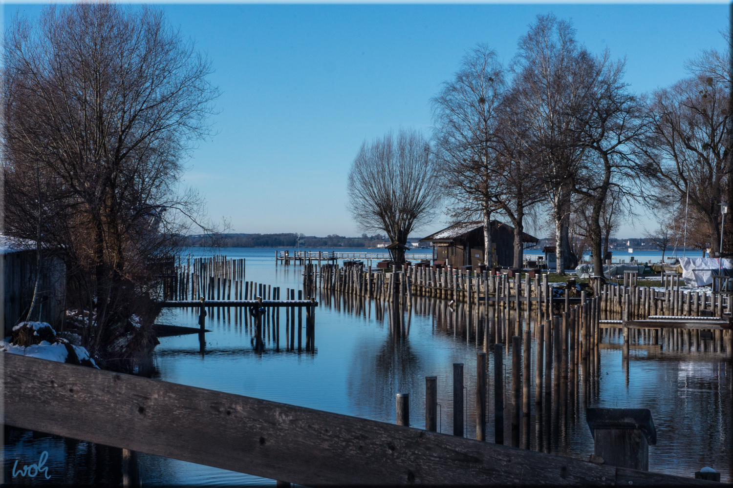 Diagonale Linien im Hafen