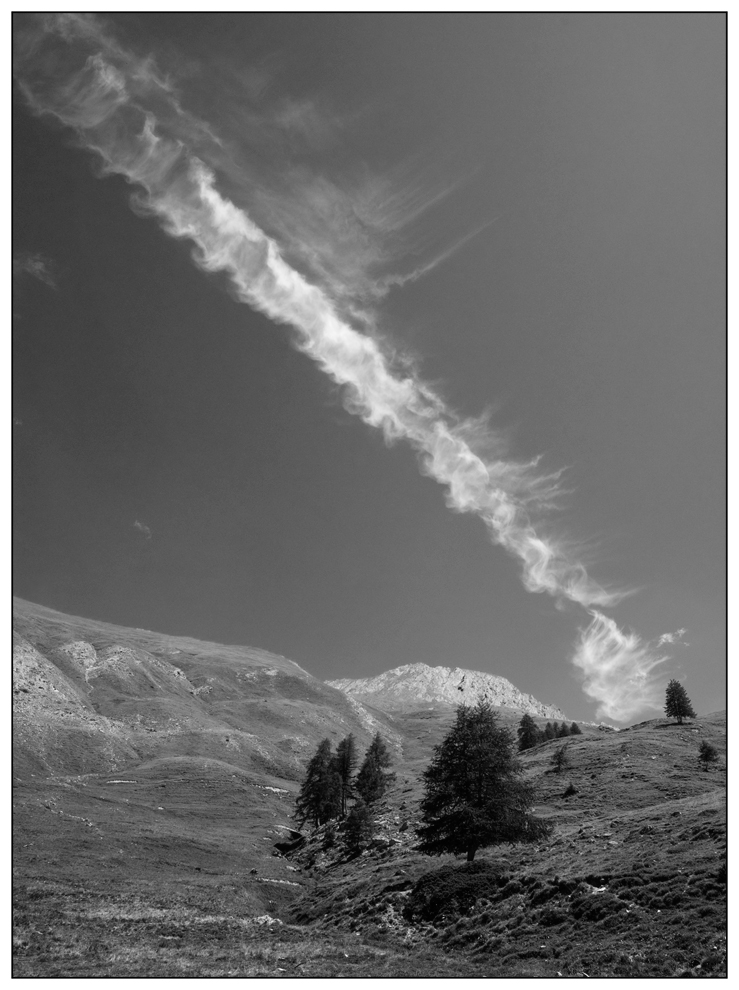 diagonale Wolken. Fontgillarde, August 2011