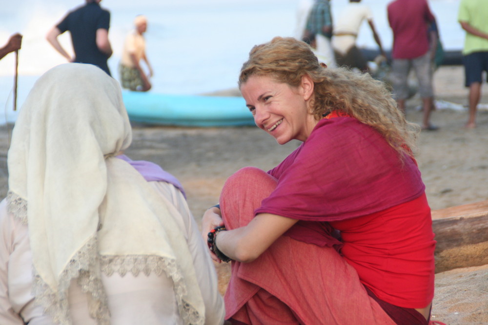 Dialog am Strand von Kerala