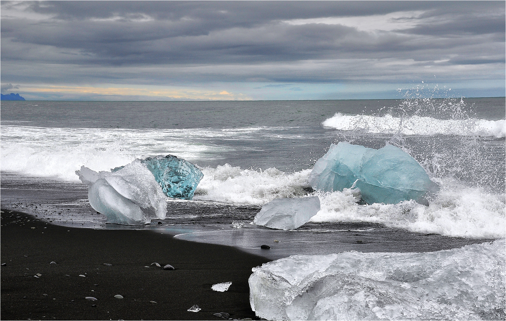 Diamond beach