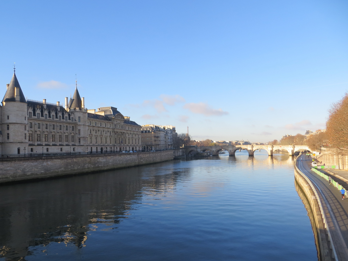 Dicembre a Parigi