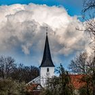 Dicke Luft über der Kirche