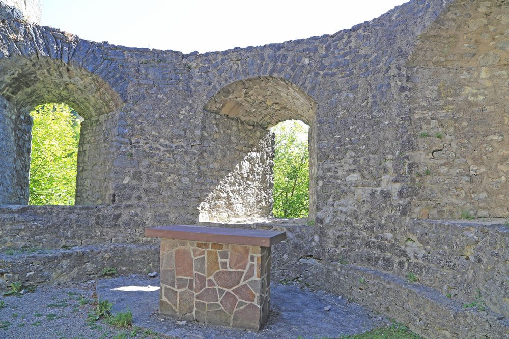 Dicke Mauern-der Burgkapelle