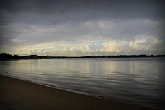 Dicke Wolke am Strand