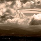 Dicke Wolken über dem Bayerwald