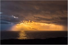 dicke Wolken über der Insel...