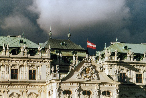 Dicke Wolken über Österreich