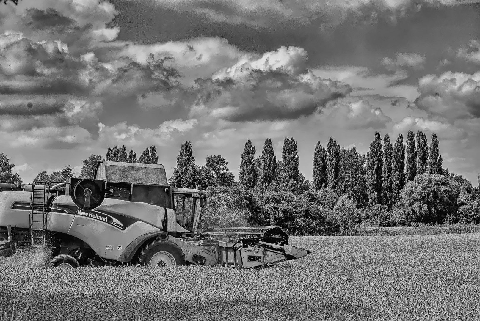 Dicke Wolken und kein Tropfen