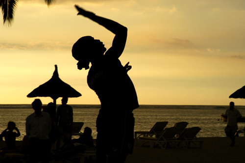 Didier Drogba am Strand von Flic en Flac, Mauritius, März 2007