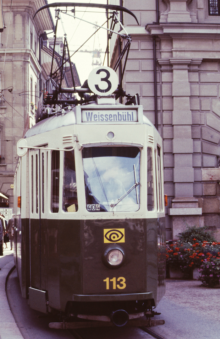 Die 113 nach Weissenbühl