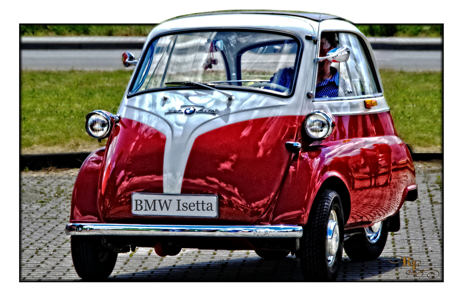 Die 2-sitzige BMW Isetta ...