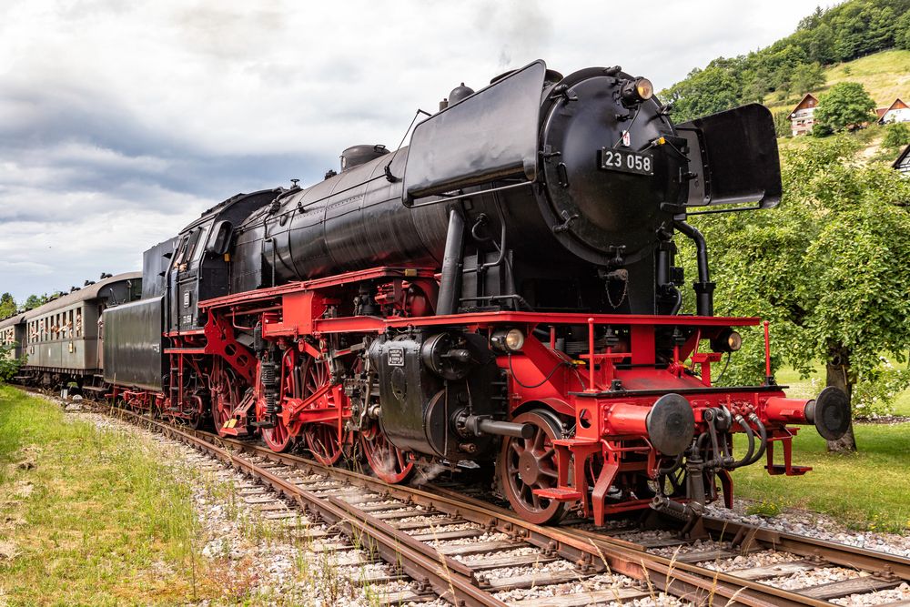 **Die 23 058 wieder im Einsatz**