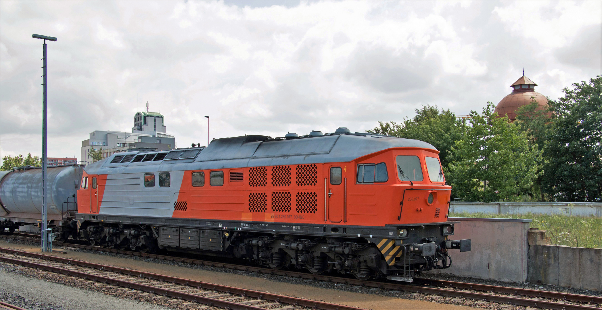 Die 230 077-0...