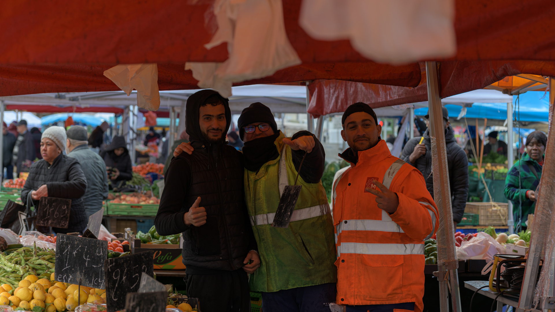 die 3 Herren vom Marktstand