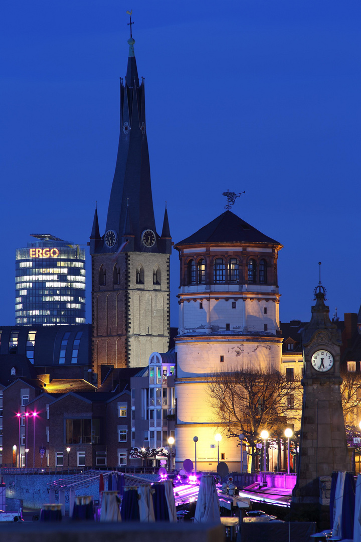 Die 4 Türme der Düsseldorfer Altstadt