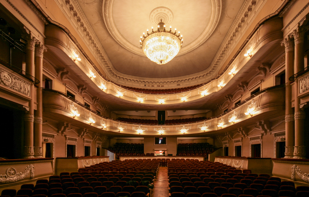 Die 4. Wand         Jauza Theater Moskau