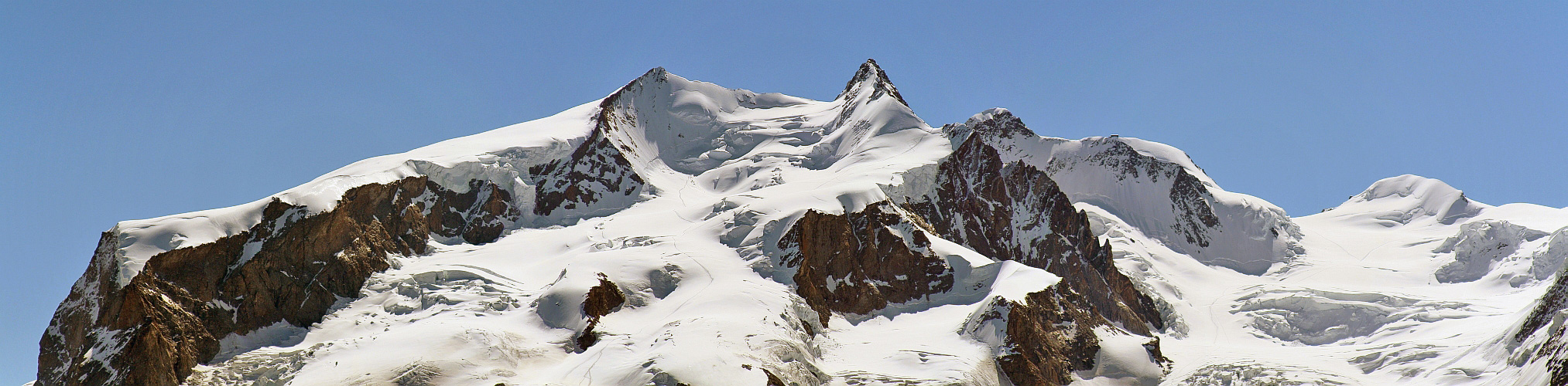 Die 5 Hauptgipfel des Monte Rosa der die Nr. 2 der Alpen ist...