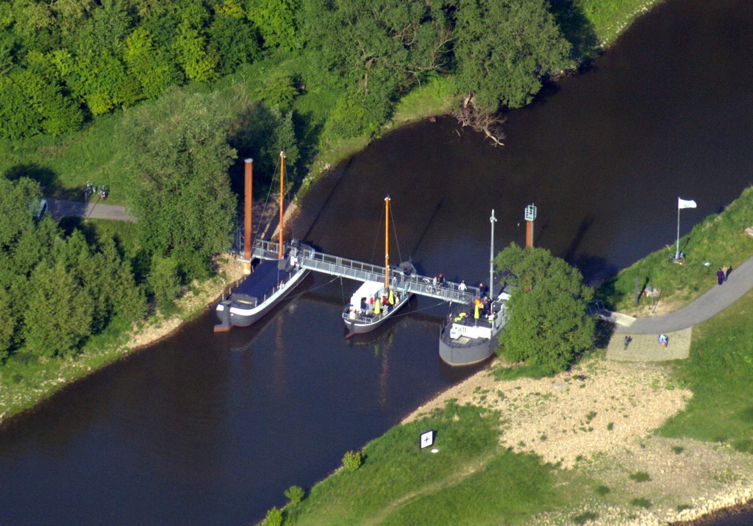 Die Aalschocker in Leverkusen