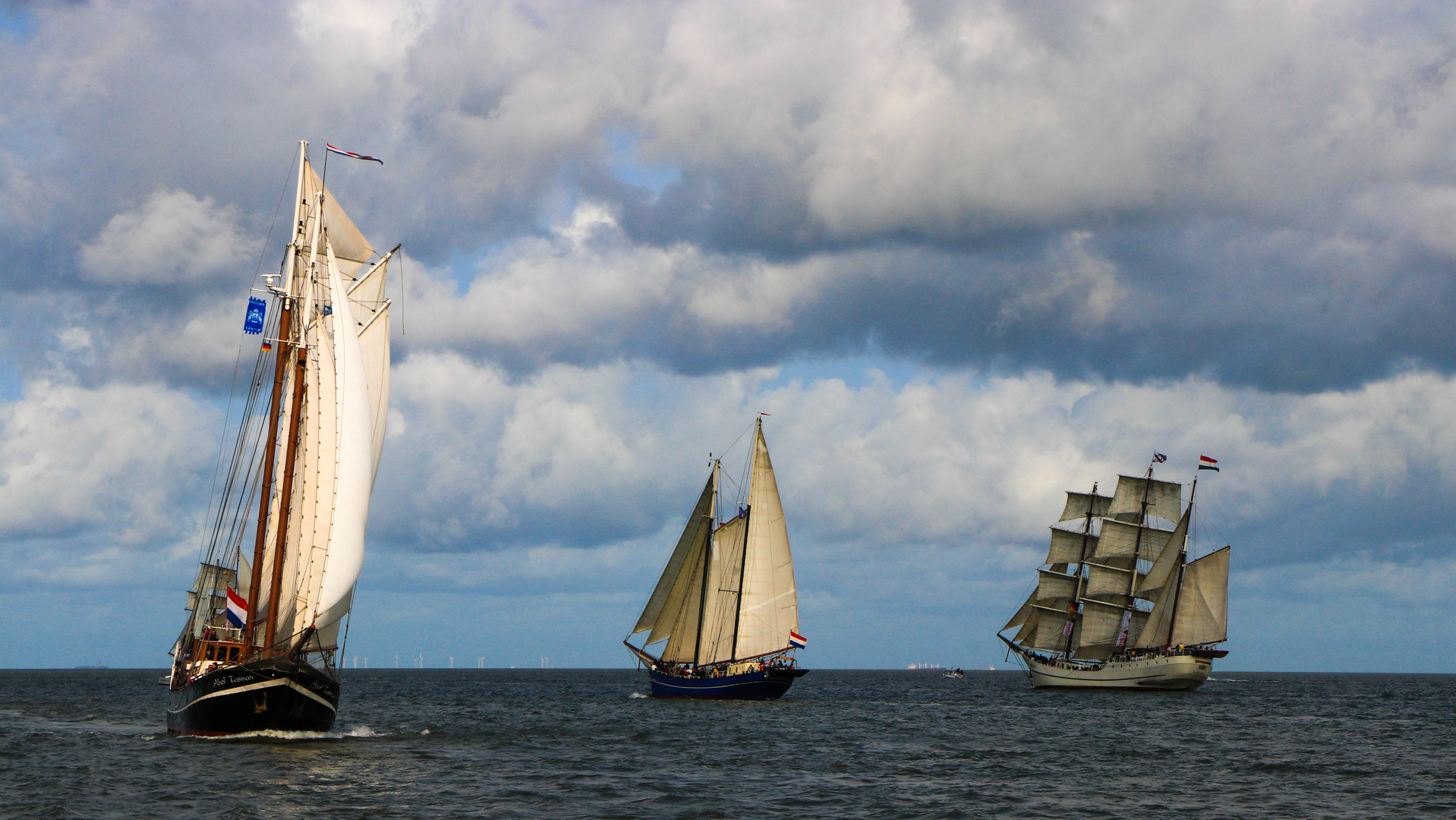 Die Abel Tasman, die Iris und die Artemis