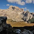 Die Abendsonne lässt die Berge in den Sextener Dolomiten...