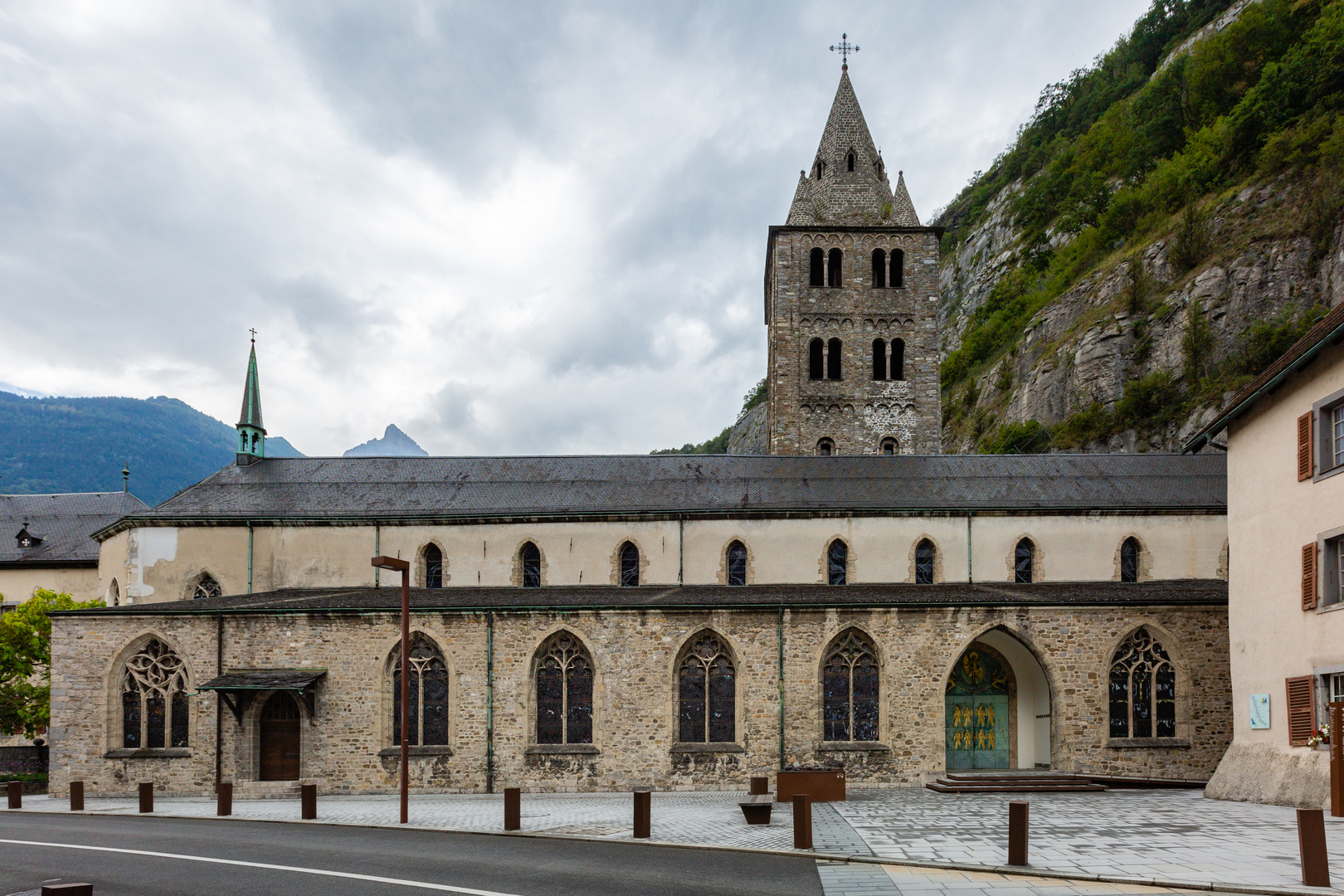 Die Abtei St-Maurice - das älteste Kloster des Abendlandes, das ohne Unterbrechung besteht