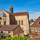 Die Abteikirche in Otterberg ragt hoch über die Altstadt hinaus, die ehemalige..