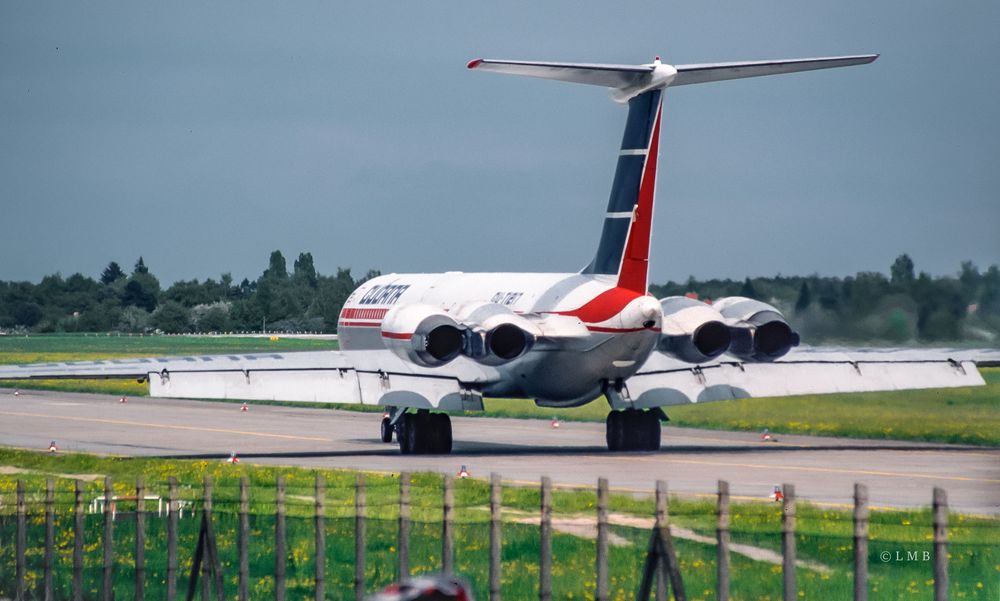 Die aerodynamisch sauberen Tragflächen