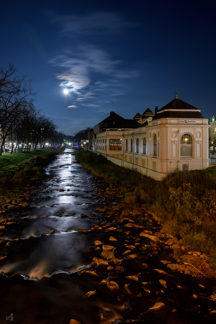 die Ahr bei Vollmond