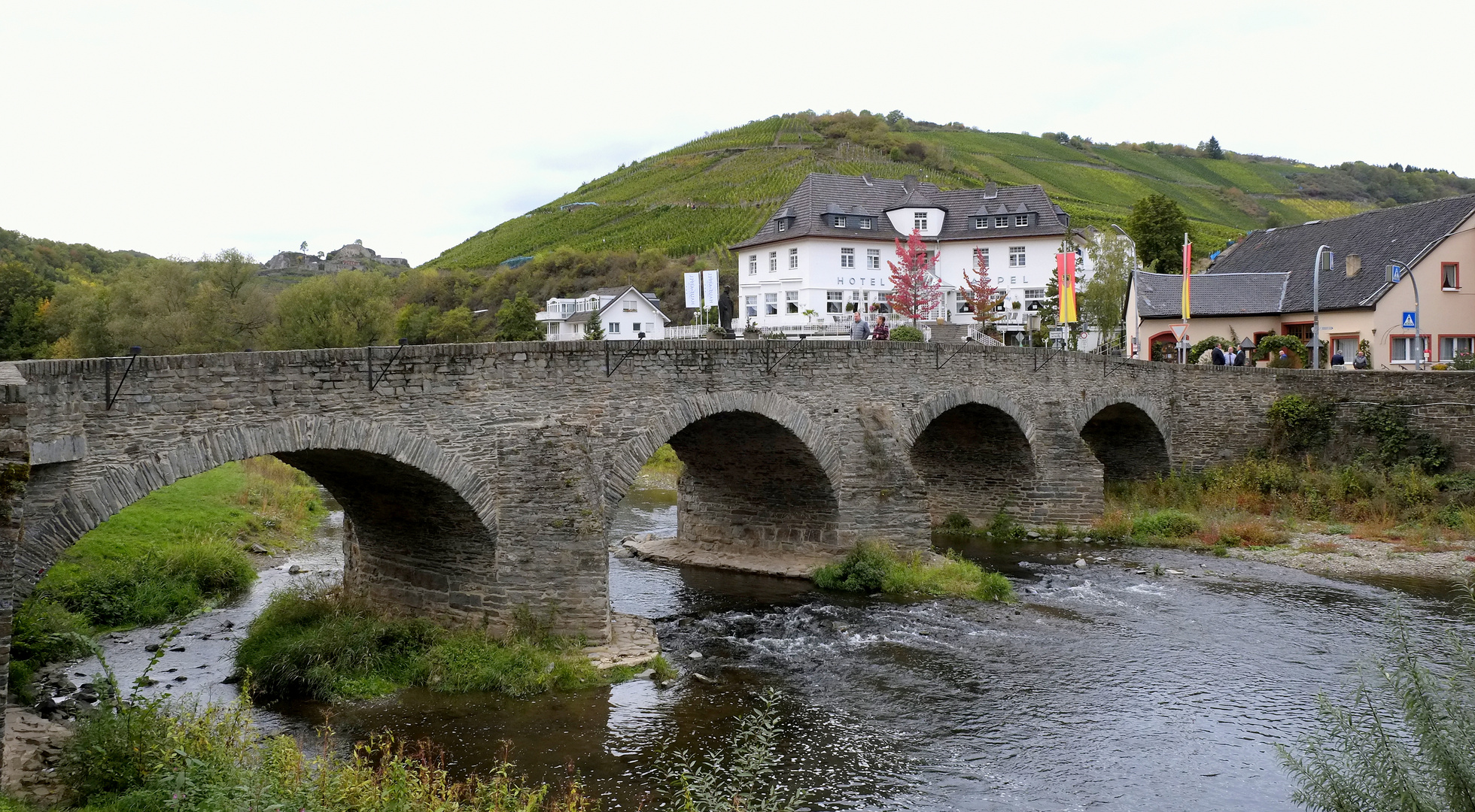 die Ahrbrücke -1-