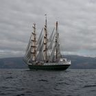 Die "Alexander von Humboldt II" vor Gomera