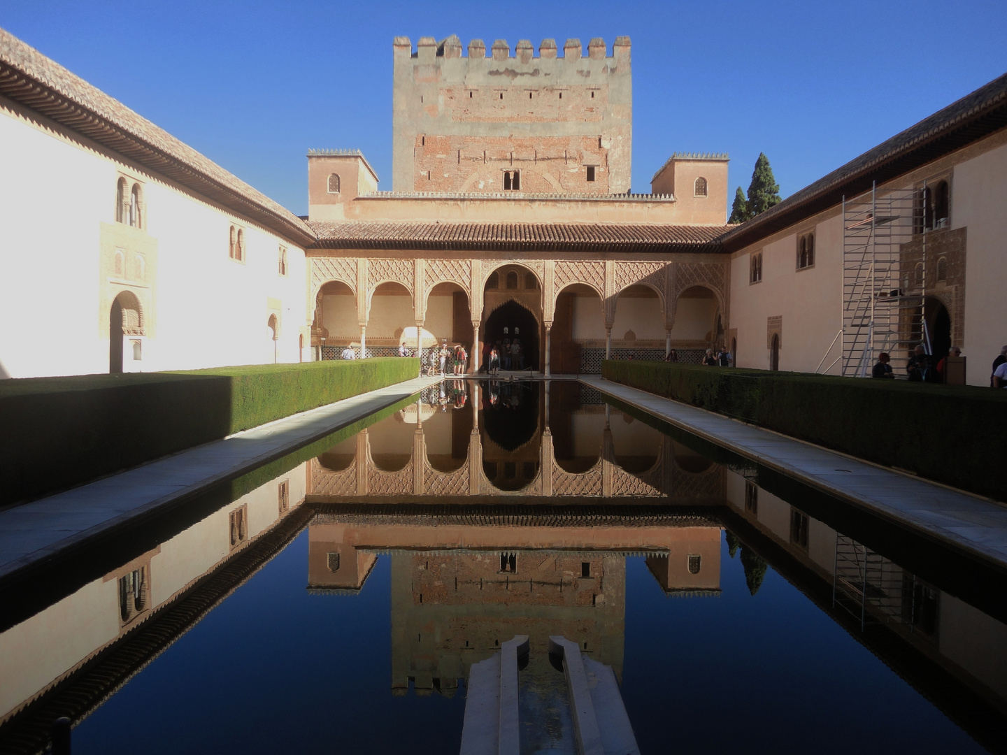 die alhambra in granada