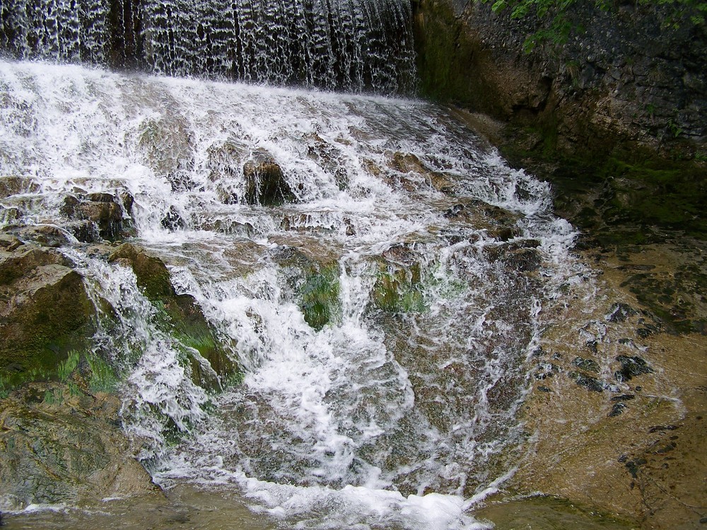 Die Alm bei Hallein - künstliche Stufe