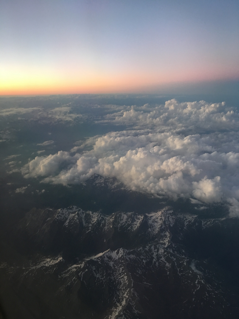 Die Alpen von oben