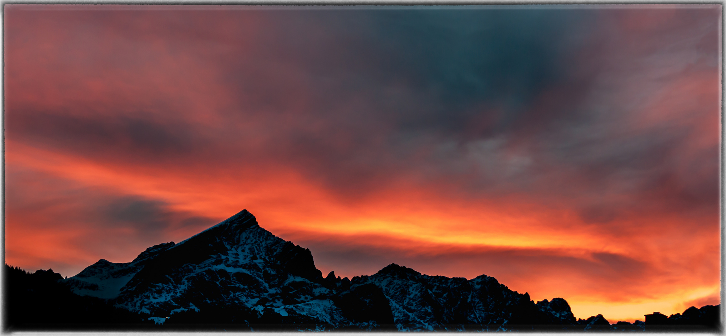 Die Alpspitze im Abendrot