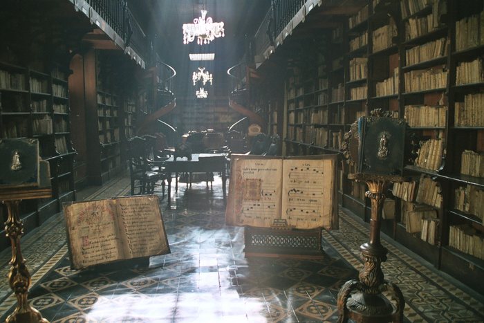 Die alte Bibliothek
