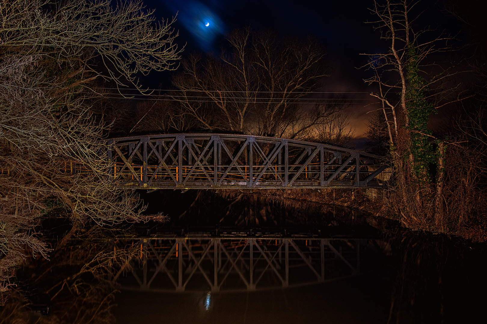 Die alte Eisenbahnbrücke...