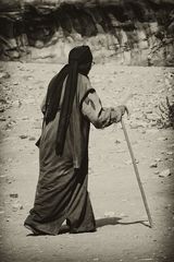 Die alte Frau und die Wüste